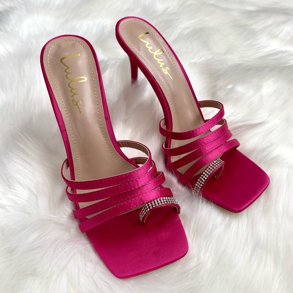 NIB Lulu’s Size 8 Hot Pink Satin Y2K Square Toe Heels with Rhinestones - Picture 2 of 10